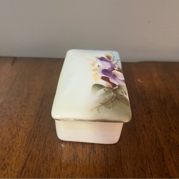 LEFTON vintage trinket box. - Picture 2 of 11